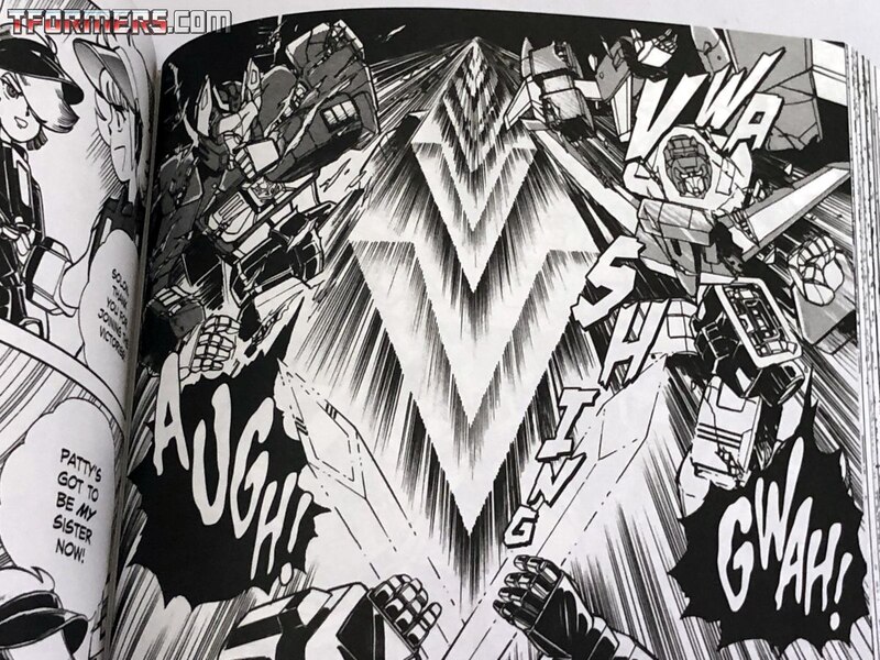 Transformers The Manga, Vol. 3 In Hand Preview Images  (10 of 30)